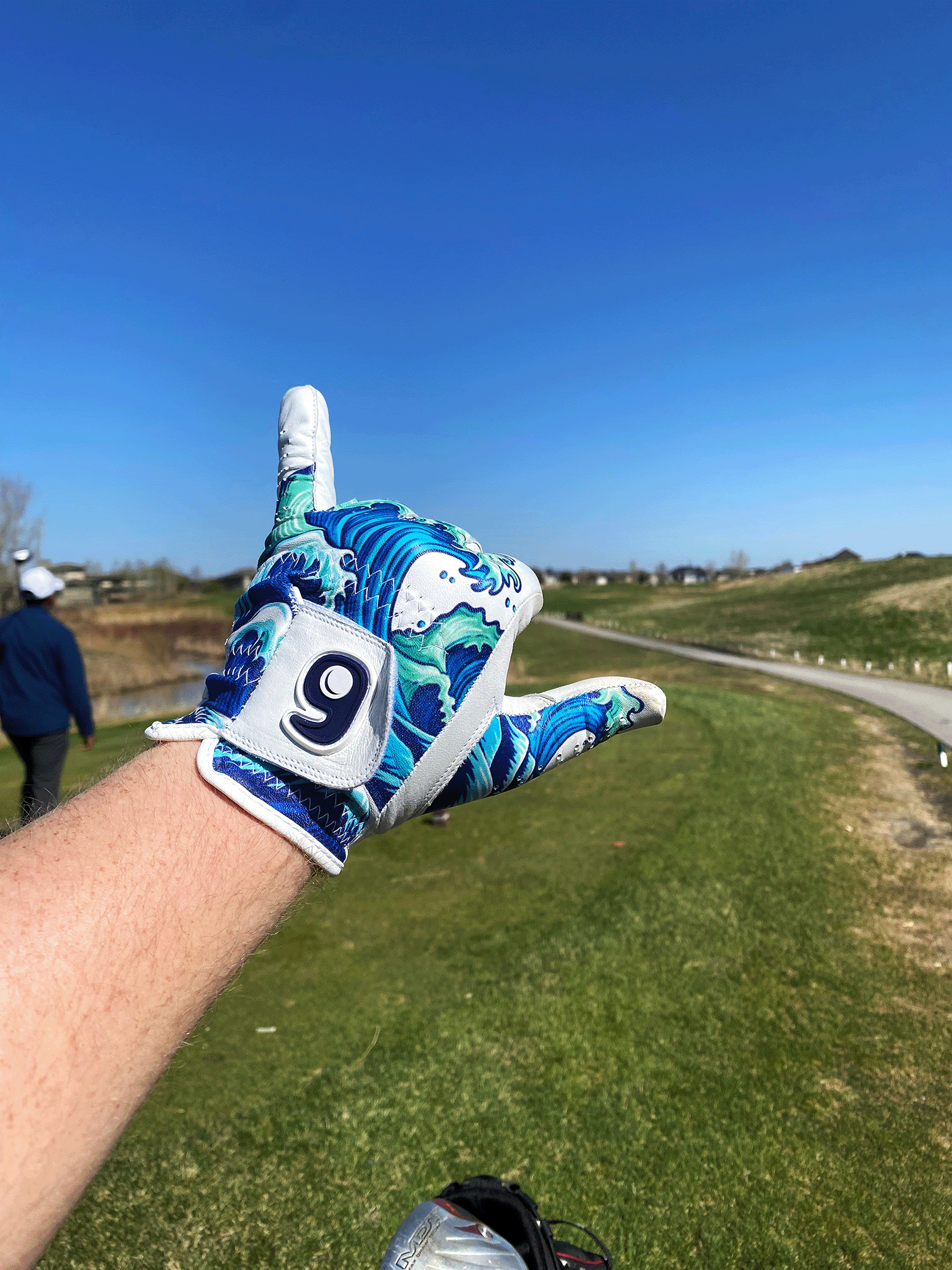 The Wave Golf Glove